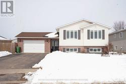 11 MORNING STAR STREET Petawawa, ON K8H 0A1