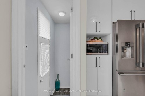 25 Bailey Crescent, Aurora, ON 