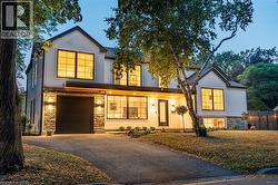 5135 MULBERRY Drive  Burlington, ON L7N 1V7