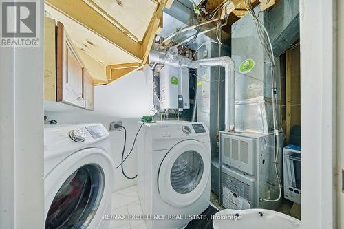 46 Nectarine Crescent, Brampton, ON - Indoor Photo Showing Laundry Room