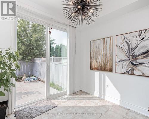 2 Nectarlane Avenue, Caledon, ON - Indoor Photo Showing Other Room