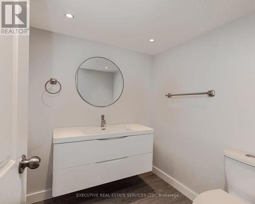 2 Nectarlane Avenue, Caledon, ON - Indoor Photo Showing Bathroom