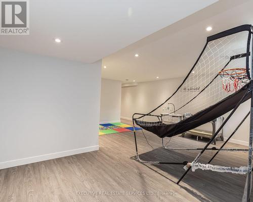 2 Nectarlane Avenue, Caledon, ON - Indoor Photo Showing Other Room