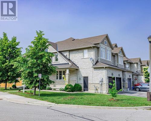 2 Nectarlane Avenue, Caledon, ON - Outdoor