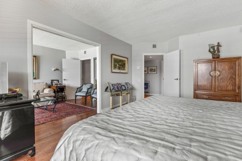 Master Bedroom - 6L-6100 Ch. Deacon, Montréal (Côte-Des-Neiges/Notre-Dame-De-Grâce), QC - Indoor Photo Showing Bedroom