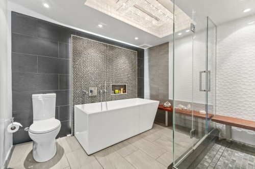 Master Bathroom - 6L-6100 Ch. Deacon, Montréal (Côte-Des-Neiges/Notre-Dame-De-Grâce), QC - Indoor Photo Showing Bathroom