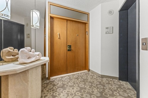 Mud Room - 6L-6100 Ch. Deacon, Montréal (Côte-Des-Neiges/Notre-Dame-De-Grâce), QC - Indoor Photo Showing Other Room