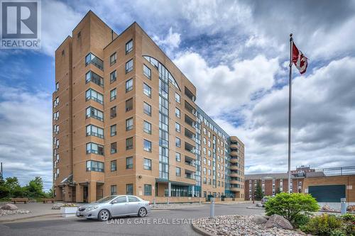512 - 1665 PICKERING PARKWAY  Pickering (Village East), ON L1V 6L4