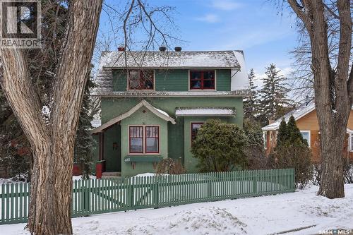 615 Walmer ROAD  Saskatoon, SK S7L 0E3