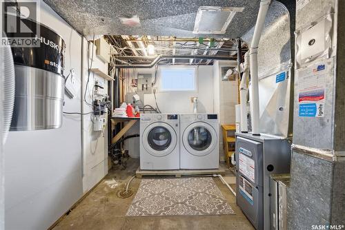 615 Walmer Road, Saskatoon, SK - Indoor Photo Showing Laundry Room