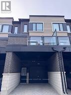 1561 MIDLAND AVENUE W Toronto, ON M1P 3C1
