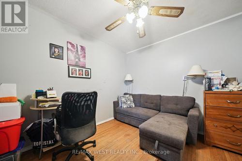 2 Lisburn Crescent, Toronto, ON - Indoor Photo Showing Office