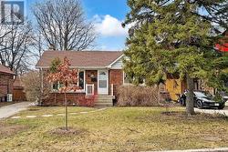 16 MARCHINGTON CIRCLE Toronto, ON M1R 3M4