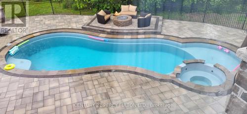 3905 Sideline 14, Pickering, ON - Outdoor With In Ground Pool