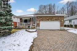 1002 MONTROSE STREET  Brockville, ON K6V 7E9