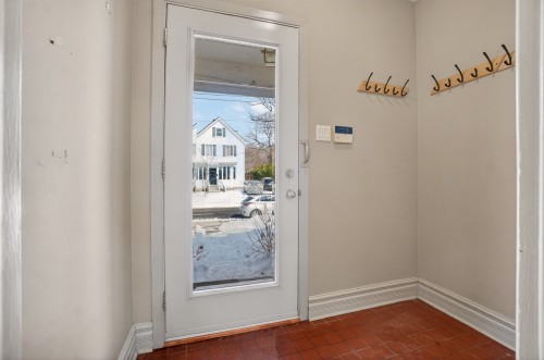 Mud Room - 71 Av. Edison, Saint-Lambert, QC - Indoor Photo Showing Other Room