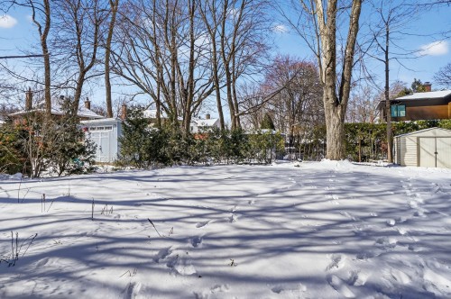 Courtyard - 71 Av. Edison, Saint-Lambert, QC - Outdoor With View