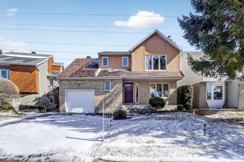 1015 Crois. Savard  Brossard, QC J4X 1X9