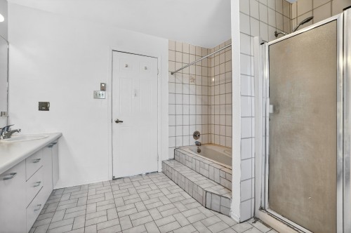 Salle de bains - 1015 Crois. Savard, Brossard, QC - Indoor Photo Showing Bathroom