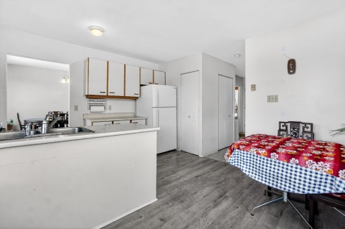 Cuisine - 1015 Crois. Savard, Brossard, QC - Indoor Photo Showing Kitchen With Double Sink