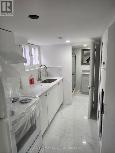 141 Kitchener Road, Toronto, ON - Indoor Photo Showing Other Room