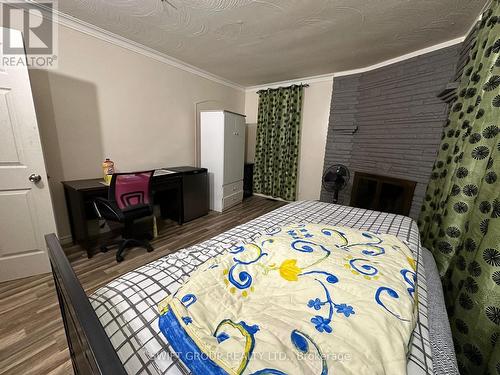 141 Kitchener Road, Toronto, ON - Indoor Photo Showing Bedroom