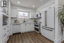 621 Francis Road, Burlington, ON  - Indoor Photo Showing Kitchen 