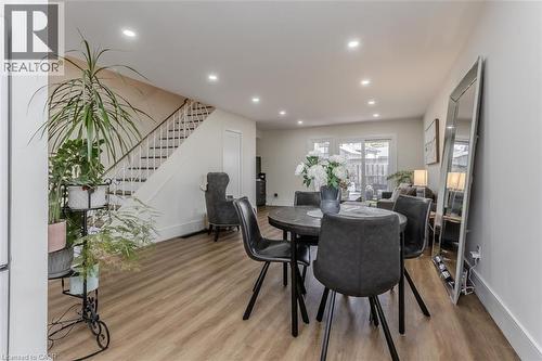 621 Francis Road, Burlington, ON - Indoor Photo Showing Dining Room