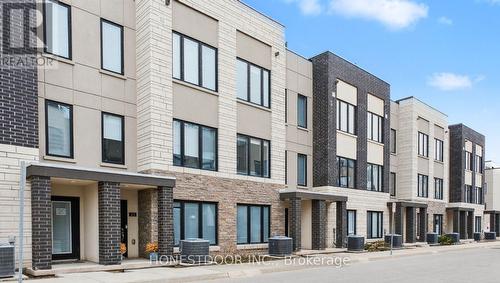 26 - 1095 COOKE BOULEVARD  Burlington, ON L7T 0C4