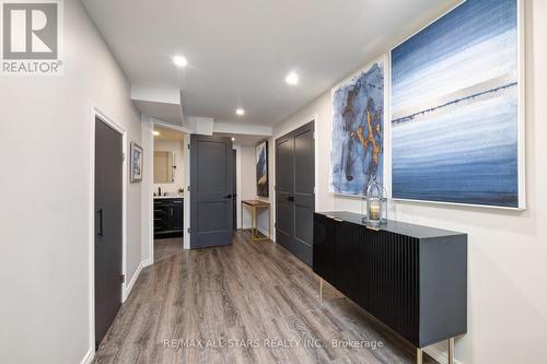 212 East'S Corners Boulevard, Vaughan, ON - Indoor Photo Showing Other Room