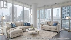 #602 - 75 ST NICHOLAS STREET Toronto, ON M4Y 1W8