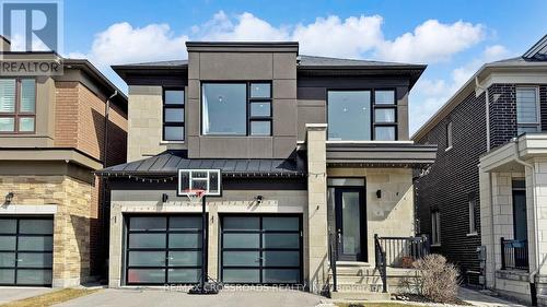 9 ELDER STREET  Richmond Hill, ON L4S 0H2