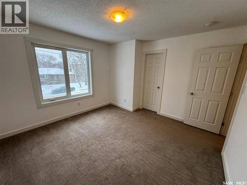 527 Alexandra Street, Weyburn, SK - Indoor Photo Showing Other Room