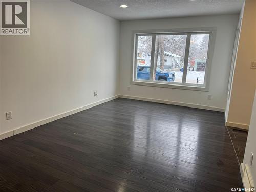 527 Alexandra Street, Weyburn, SK - Indoor Photo Showing Other Room