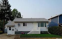 102 Railway AVENUE E Waldeck, SK S0H 4J0