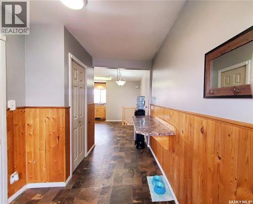 102 Railway Avenue E, Waldeck, SK - Indoor Photo Showing Other Room