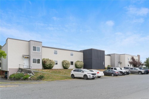700 Poplar St, Nanaimo, BC - Outdoor