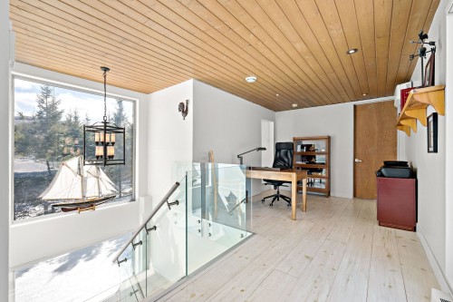 Bureau - 2250 Ch. De L'Étang, Sainte-Adèle, QC -  Photo Showing Other Room