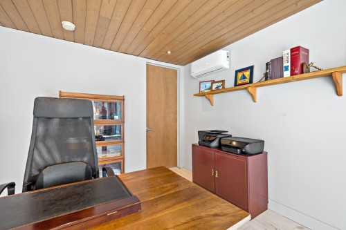 Bureau - 2250 Ch. De L'Étang, Sainte-Adèle, QC - Indoor Photo Showing Other Room