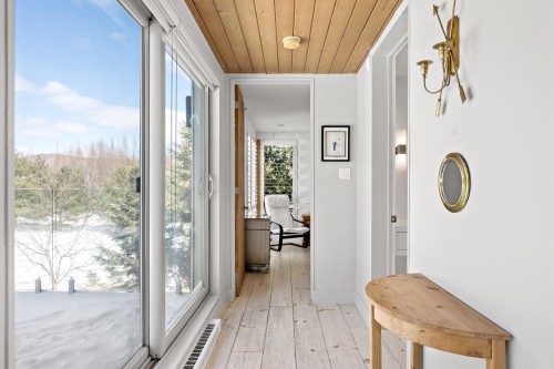 Corridor - 2250 Ch. De L'Étang, Sainte-Adèle, QC - Indoor Photo Showing Other Room