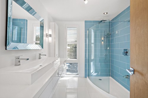 Salle de bains - 2250 Ch. De L'Étang, Sainte-Adèle, QC - Indoor Photo Showing Bathroom