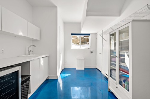 Salle de lavage - 2250 Ch. De L'Étang, Sainte-Adèle, QC - Indoor Photo Showing Other Room