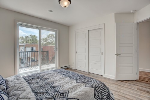 Master Bedroom - 3950 Rue Lacordaire, Montréal (Mercier/Hochelaga-Maisonneuve), QC - Indoor Photo Showing Bedroom