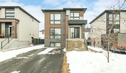 792  - 794 Rue Denise-Asselin  Beloeil, QC J3G 0T9