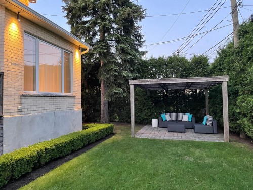 Courtyard - 2150 Ch. Athlone, Mont-Royal, QC - Outdoor