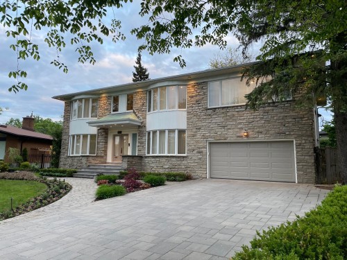 Front of Structure - 2150 Ch. Athlone, Mont-Royal, QC - Outdoor With Facade