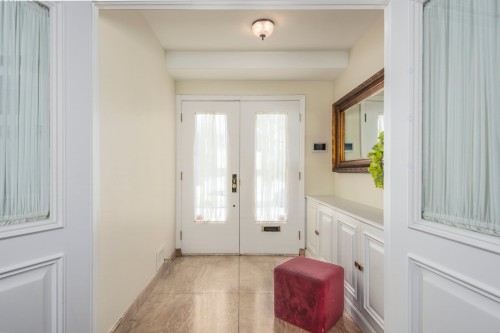 Mud Room - 2150 Ch. Athlone, Mont-Royal, QC - Indoor Photo Showing Other Room