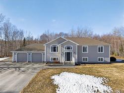 7 Wesley ST  Miramichi, NB E1V 7T2