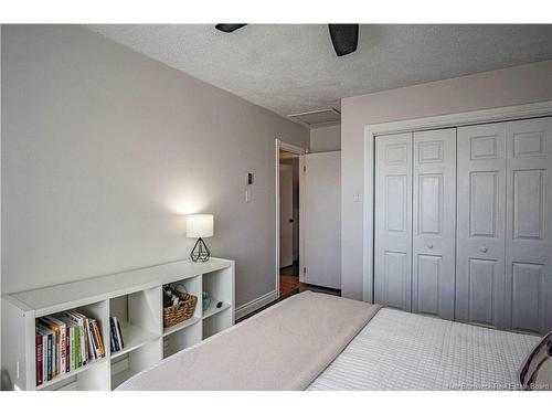 12 Dahlia Dr, Fredericton, NB 