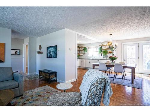 12 Dahlia Dr, Fredericton, NB 